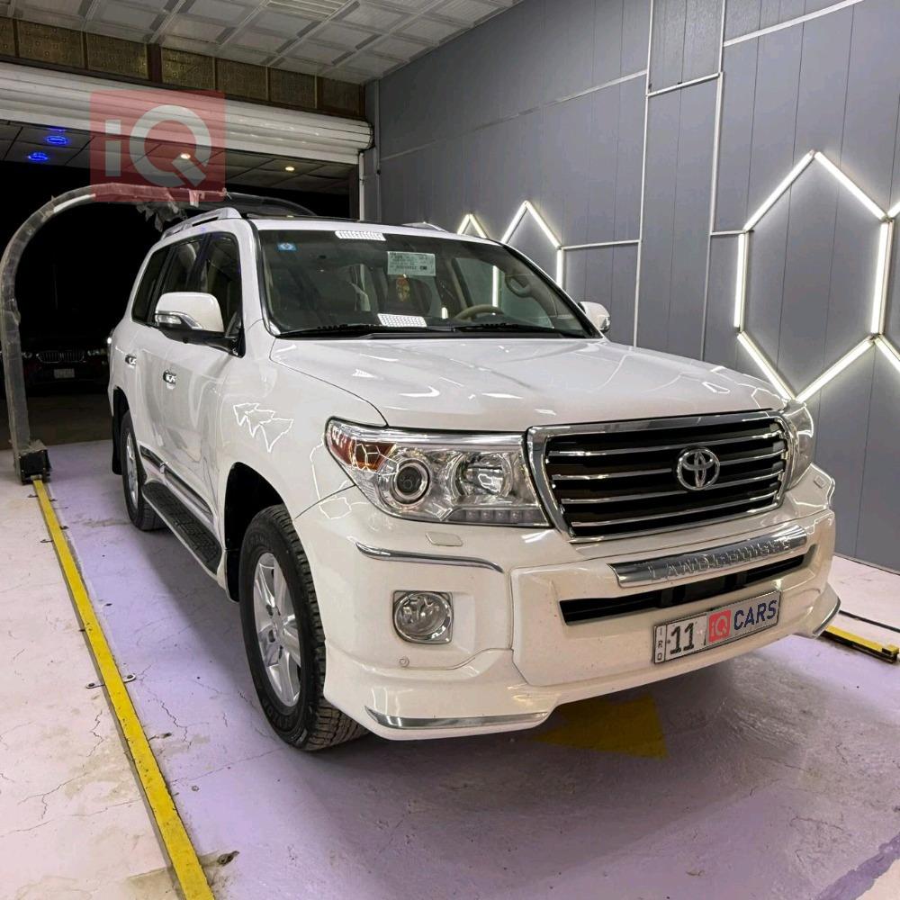 تويوتا لاندكروزر